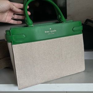 Brand new with tags Kate spade tote great for spring